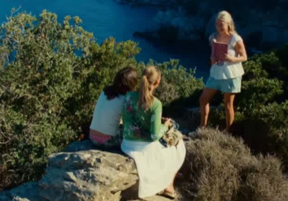 Το “Mamma Mia” κατά του… αιγιαλού! Επιστολή της σκηνοθέτιδας στην Όλγα Κεφαλογιάννη για το νομοσχέδιο!