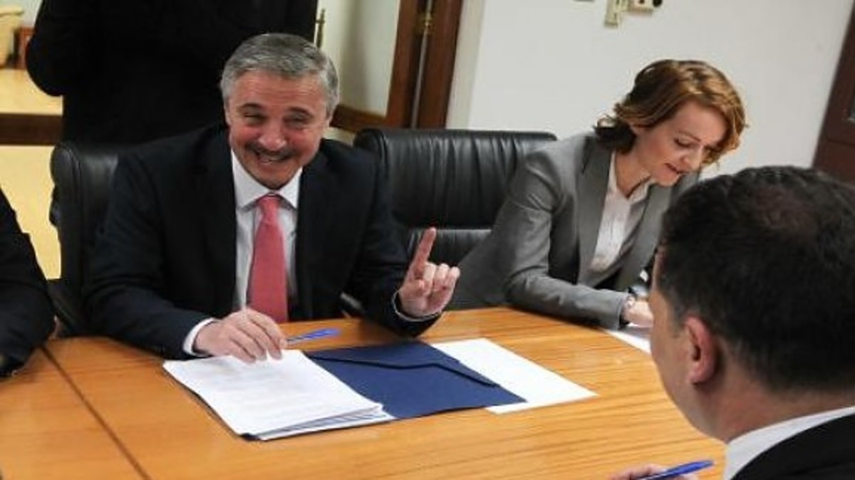 Ενέργεια και γαλάζια ανάπτυξη στο επίκεντρο της συνάντησης Μανιάτη – Αναστασιάδη