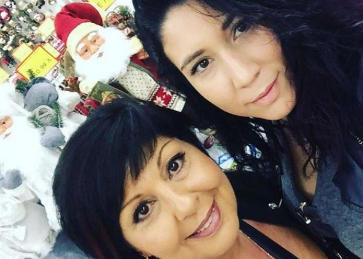 Λένα Μαντά: Δείτε την χριστουγεννιάτικη διακόσμηση και τα cupcakes που έφτιαξε με την κόρη της!
