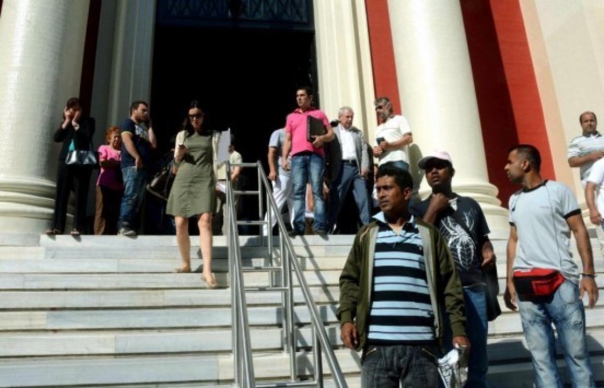 Πάτρα: Συνεχίζεται η δίκη για την επίθεση εναντίον αλλοδαπών εργατών γης στη Νέα Μανωλάδα