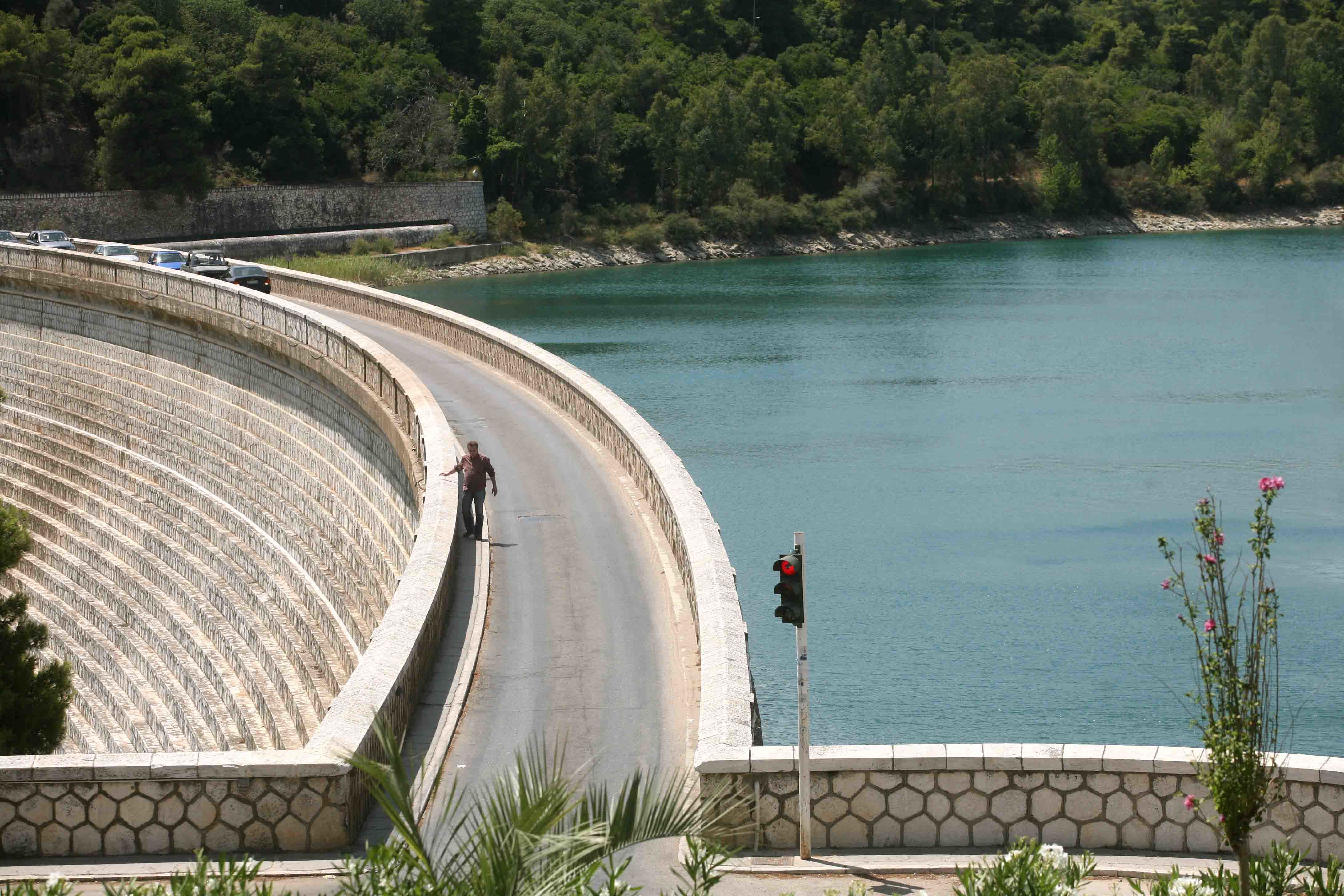 Ο Μαραθώνας ανάμεσα στους 19 καλύτερους προορισμούς για ηλικιωμένους και ΑμεΑ