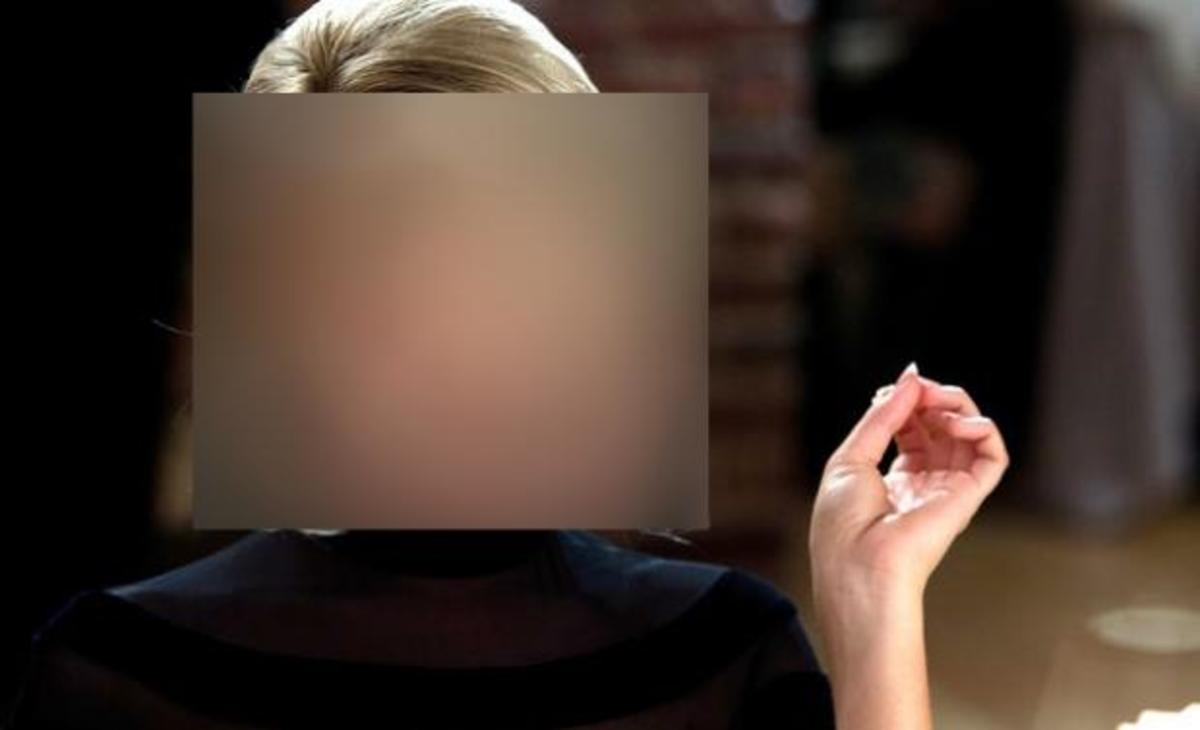 Γνωστή ηθοποιός αποκάλυψε ότι την… έπεσε σε σερβιτόρο