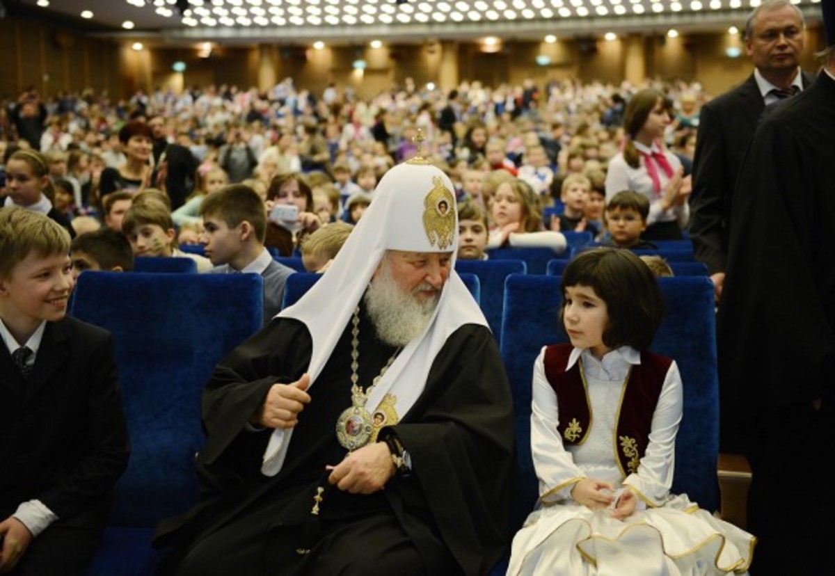 Το δώρο που ζήτησε ένα ορφανό από τον Πατριάρχη Ρωσίας ήταν μια… μητέρα!