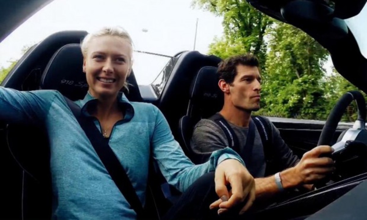 Sharapova και Webber βολτάρουν με τη νέα Porsche 918 Spyder (VIDEO)