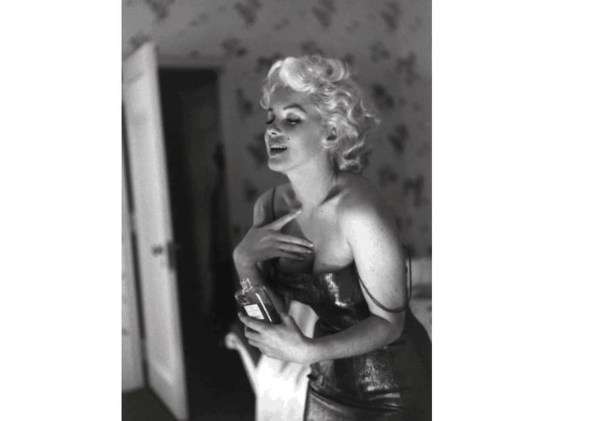 Αυτή είναι η ολοκαίνουρια καμπάνια του No 5 με την Marilyn Monroe! Video!