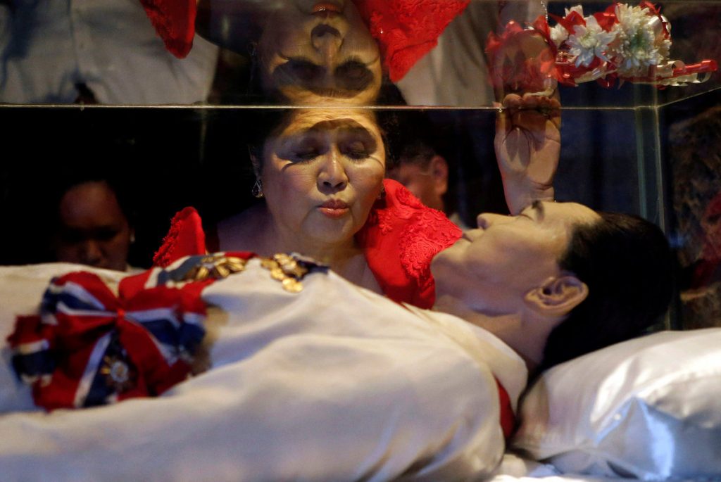 Φιλιππίνες: Έθαψαν μετά από 30 χρόνια τον Μάρκος