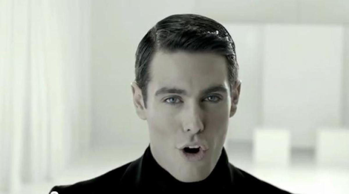 Ο Κώστας Μαρτάκης στο “RENT”! ΔΕΙΤΕ την αφίσα