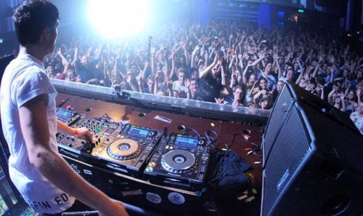 Ο 18χρονος Martin Garrix, ένας από τους μεγαλύτερους παραγωγούς μουσικής έρχεται στην Ελλάδα!