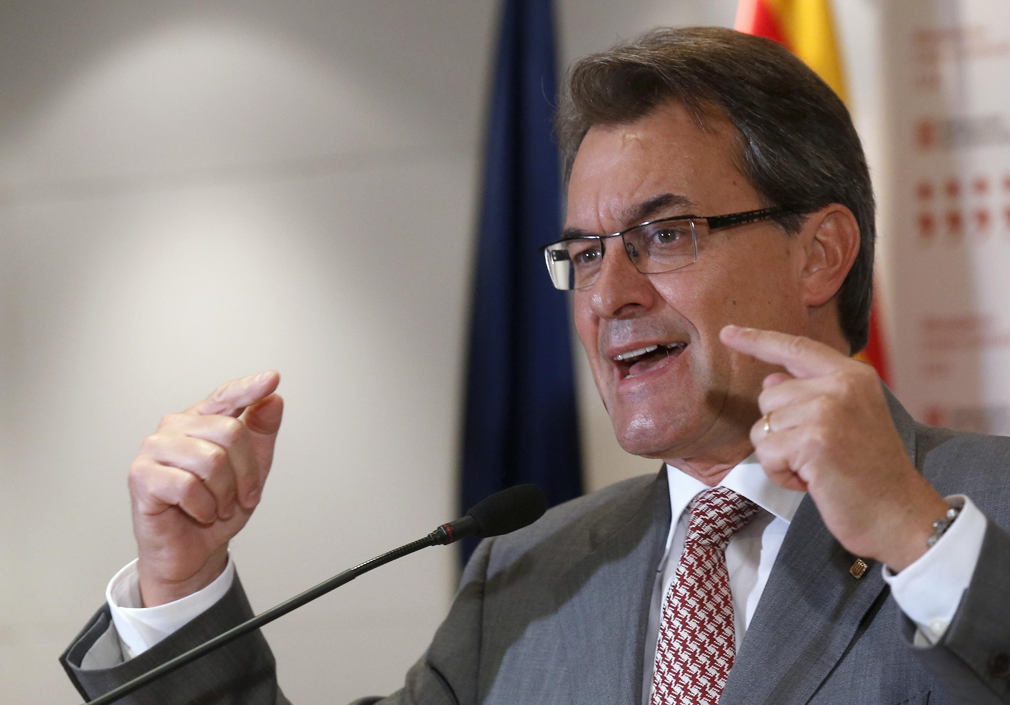 Ο Ραχόι αρνείται να διαπραγματευτεί ένα δημοσιονομικό σύμφωνο με την Καταλονία