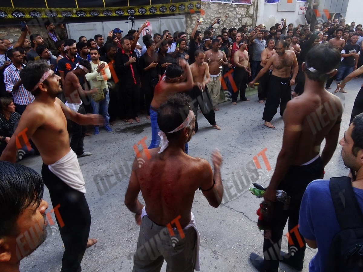 Οι μουσουλμάνοι της Ελλάδας μαστιγώθηκαν, γιορτάζοντας την Ασσούρα – ΣΚΛΗΡΕΣ ΕΙΚΟΝΕΣ [pics, vids]