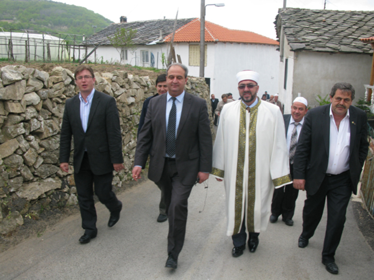 Αλωνίζει η Τουρκία στη “προεκλογική” Θράκη – Φόβοι για προβοκάτσια