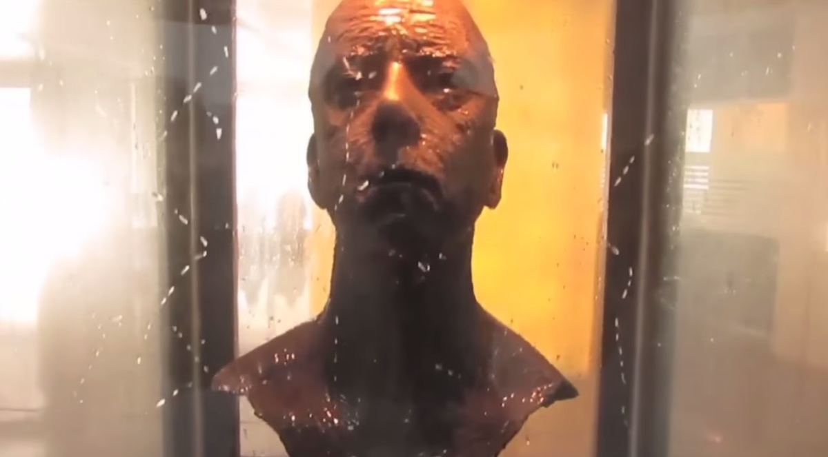 Μην κοιτάξετε αυτό το πρόσωπο στα μάτια!