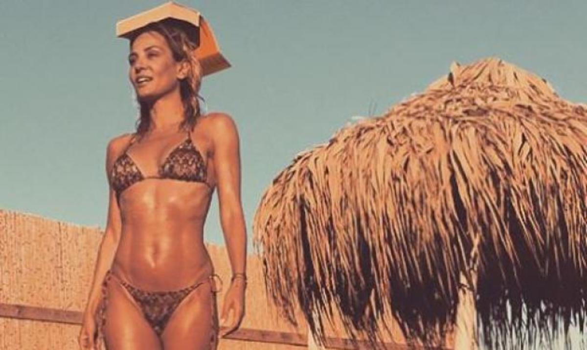 Δήμητρα Ματσούκα: Εξακολουθεί να ομορφαίνει τη Μύκονο! Φωτογραφίες