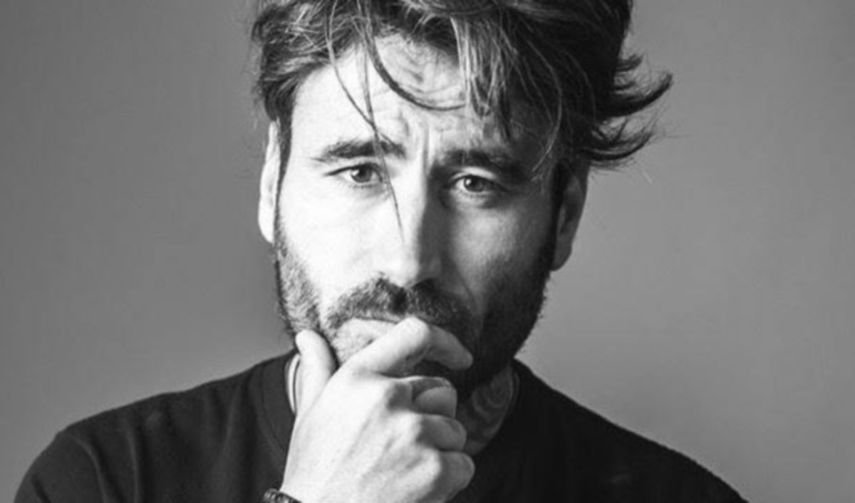 Γιώργος Μαυρίδης: Χαμός στο προφίλ του! Το ποστ της Τσικνοπέμπτης και ο λόγος που το κατέβασε