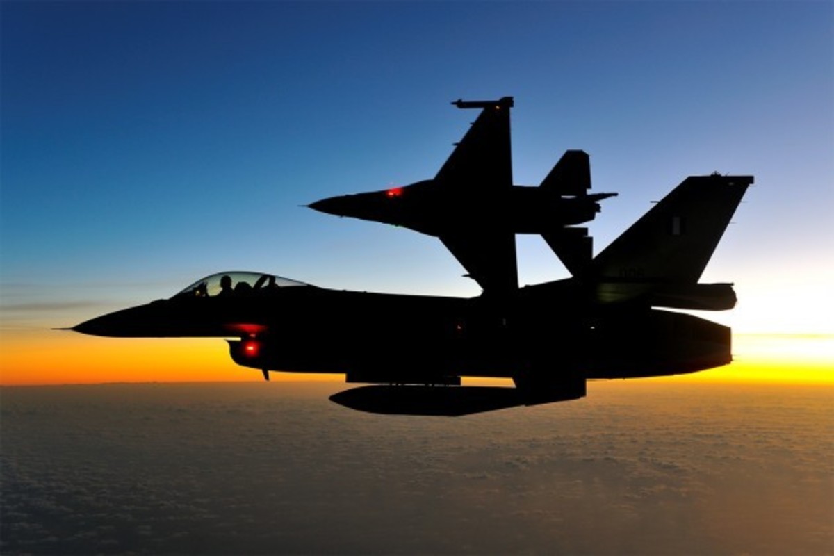Απίστευτο δημοσίευμα! “Έλληνες πιλότοι F 16 προσγειώθηκαν στην Τουρκία για να πάνε …ΑΤΜ”!