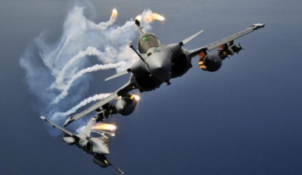 Κούρσα εξοπλισμών! Γαλλία – Ινδία υπογράφουν για 36 μαχητικά