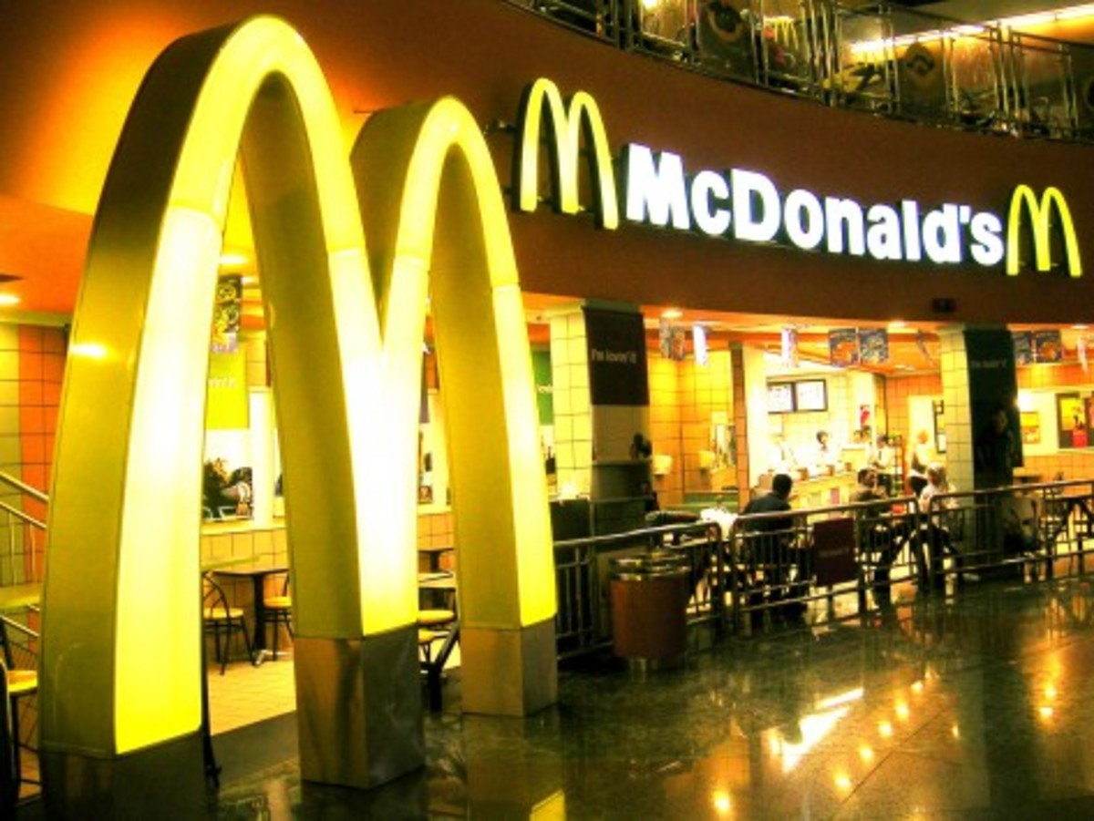 Παραμένει στην Ελλάδα η McDonald’s  – Τι αναφέρει η εταιρεία