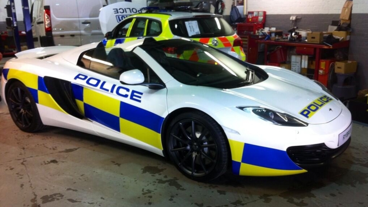 Η βρετανική αστυνομία απέκτησε μια McLaren 12C για τις περιπολίες της