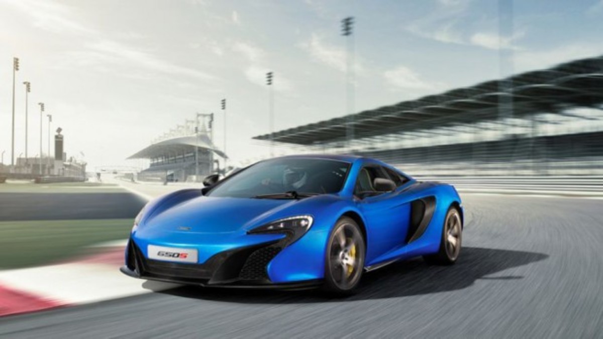 Η επιτυχία της McLaren 650S βάζει στον «πάγο» τη 12C