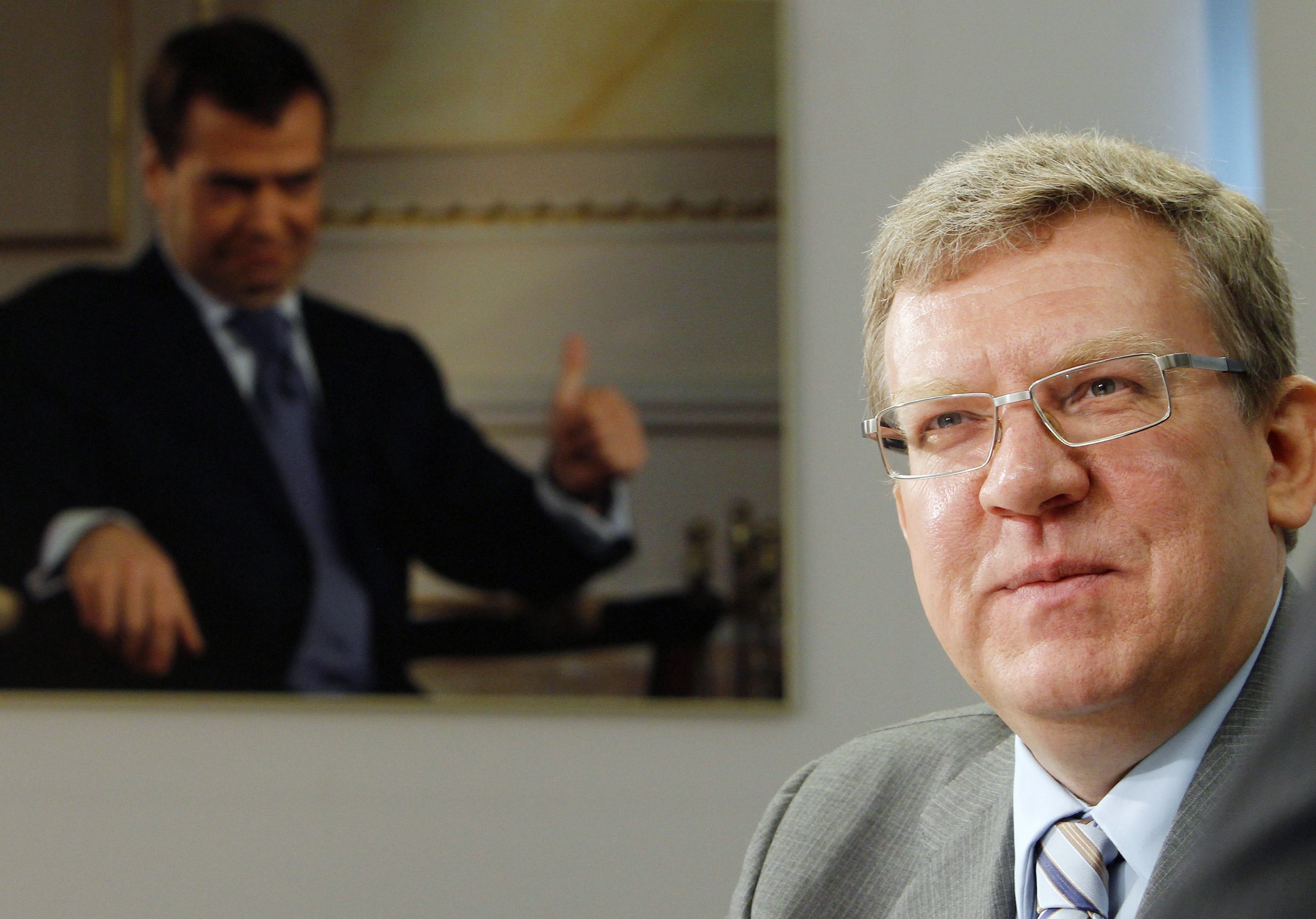 Παραιτήθηκε ο Ρώσος ΥΠΟΙΚ μετά από πιέσεις Μεντβέντεφ