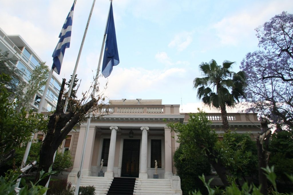 Κυβερνητική πηγή: Κάποια στιγμή, η Μέρκελ θα παρέμβει!