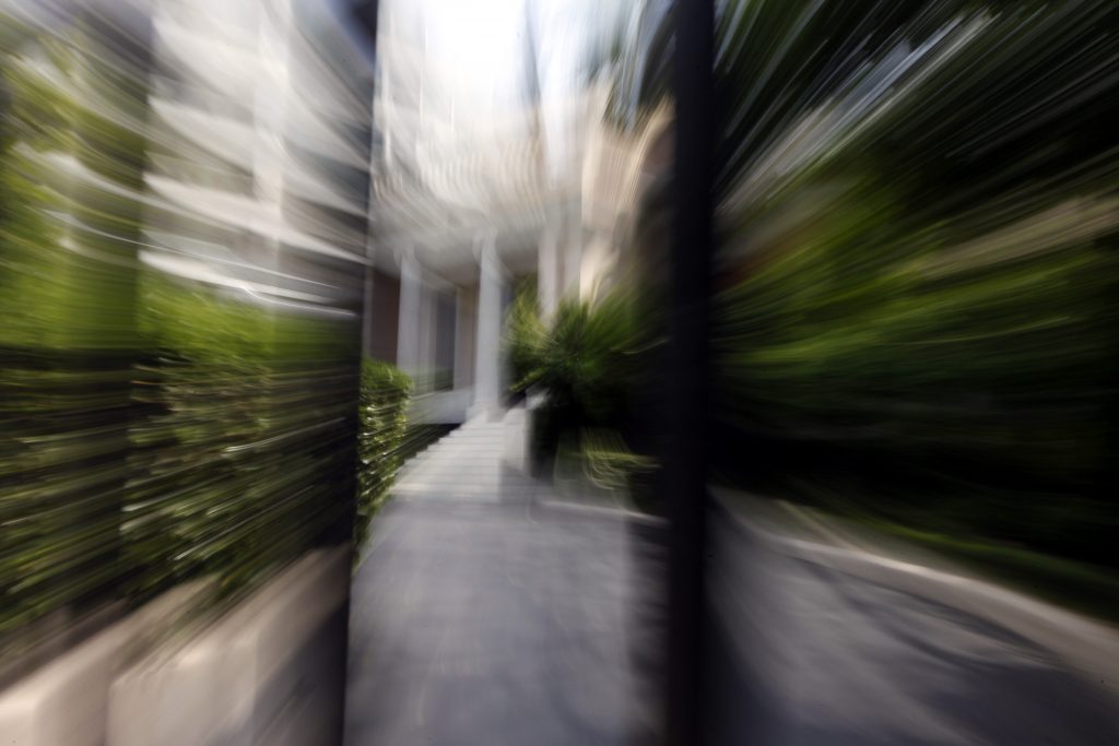 Ο λαός δημιούργησε ευκαιρία, οι πολιτικοί την κλωτσάνε