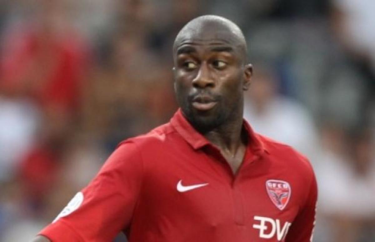 Δεν θα προσφύγει στη FIFA o Μεϊτέ