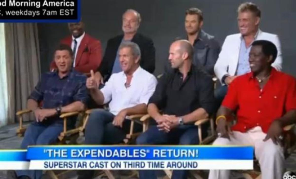 Mel Gibson: Δεν τον άντεξε η καρέκλα – Έσπασε ενώ βρίσκονταν on air!