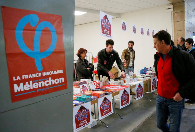 Γαλλία εκλογές: Τι σημαίνει το ελληνικό “Φ” που είχε ο Μελανσόν