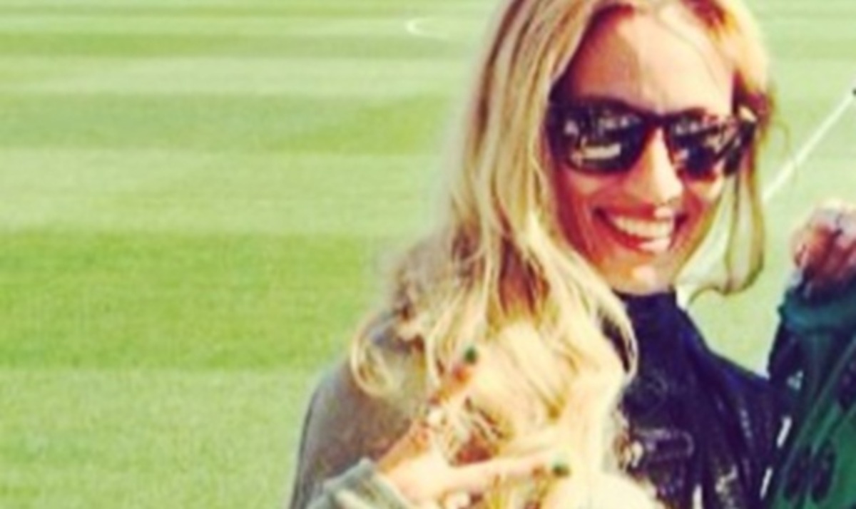 Ελεονώρα Μελέτη: Στο γήπεδο μετά την περιπέτεια της υγείας της!