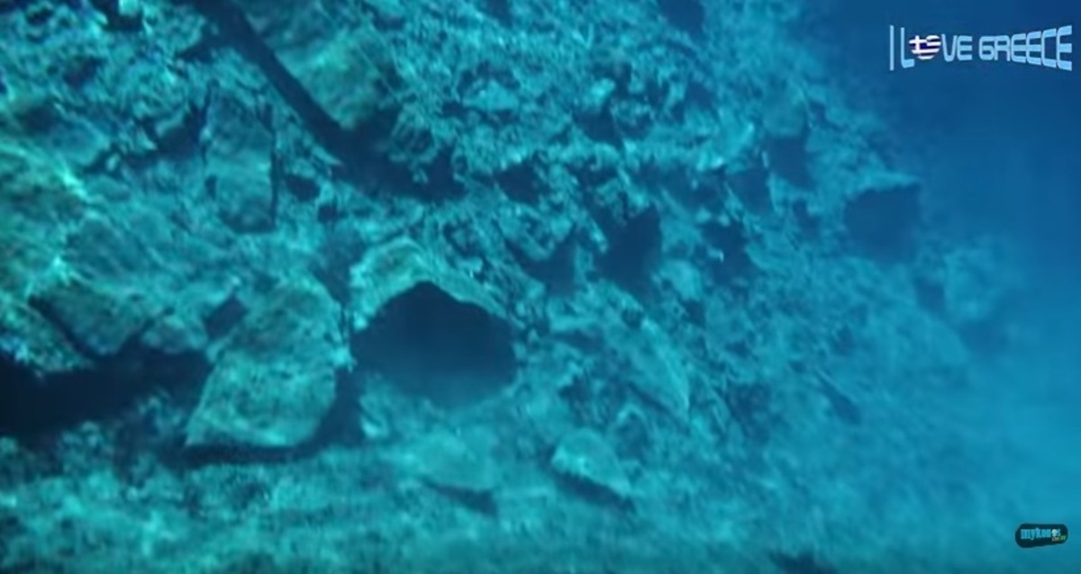 Μαγεία! Υποβρύχια “ξενάγηση” στη λίμνη Μελισσάνη της Κεφαλονιάς – BINTEO