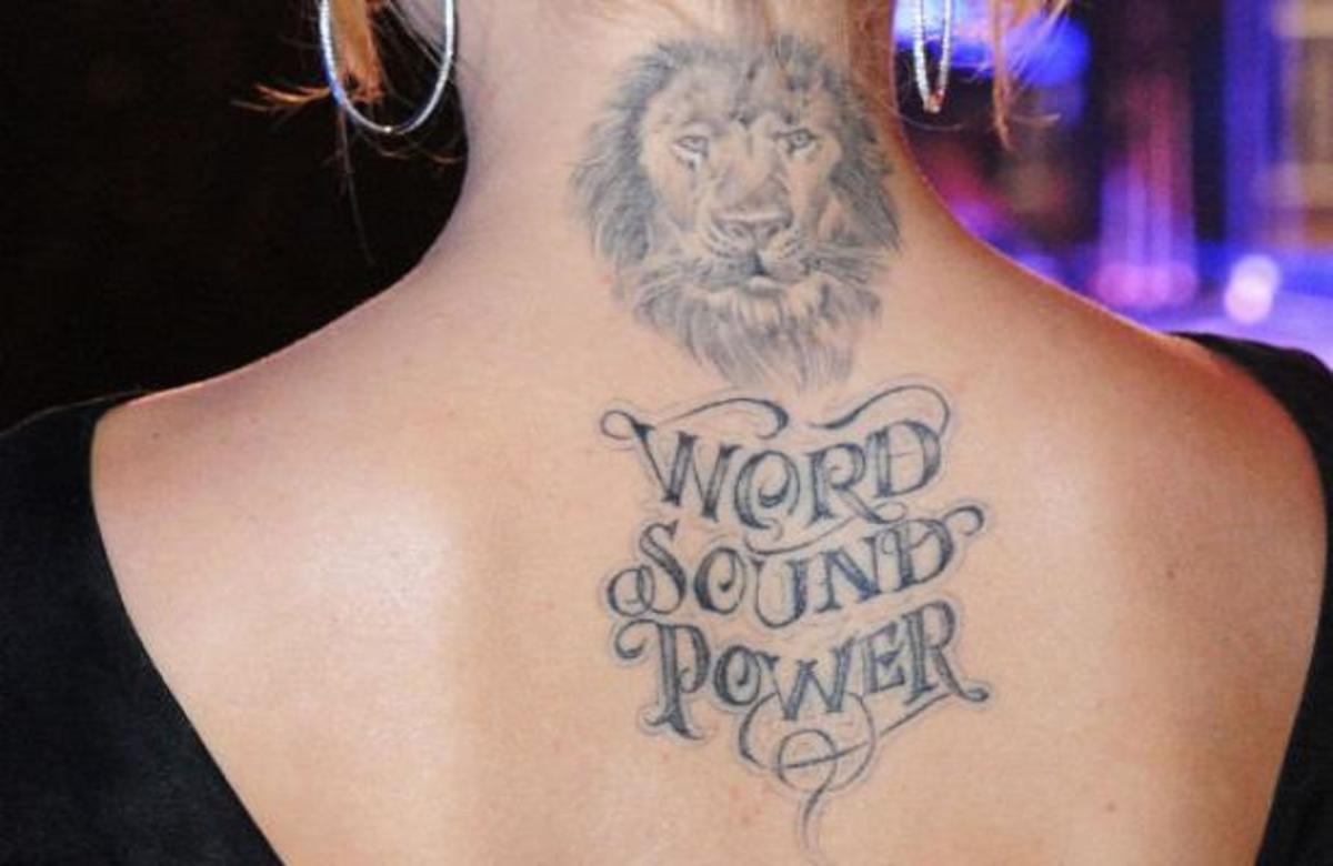 Σε ποια διάσημη ηθοποιό ανήκει αυτό το τατουάζ;