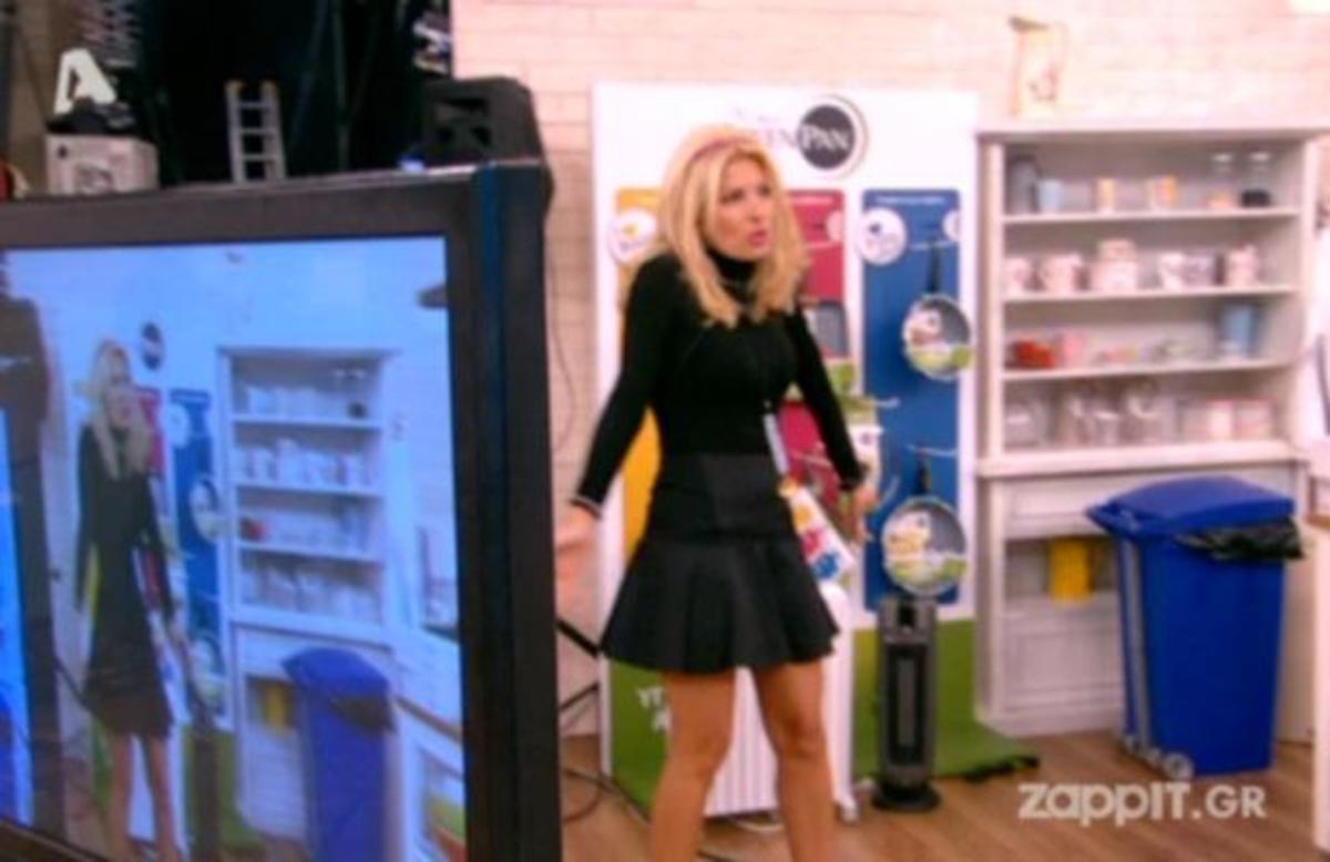 Η Ελένη Μενεγάκη δεν ήξερε πως η κοπέλα στο πλατό δουλεύει μαζί της!