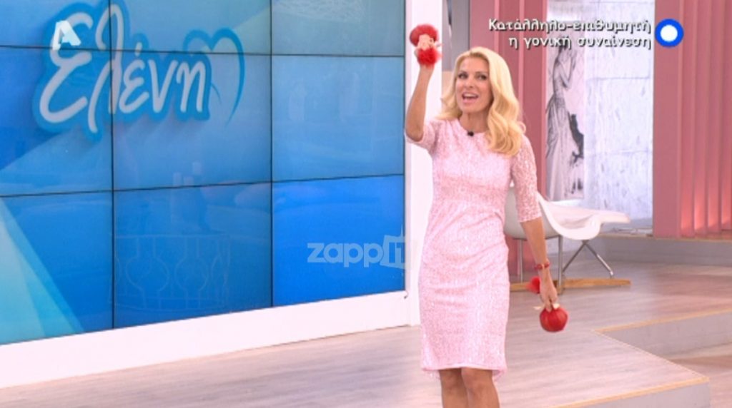 Η Ελένη Μενεγάκη επέστρεψε ανανεωμένη, μαυρισμένη και έσπασε δύο ρόδια!