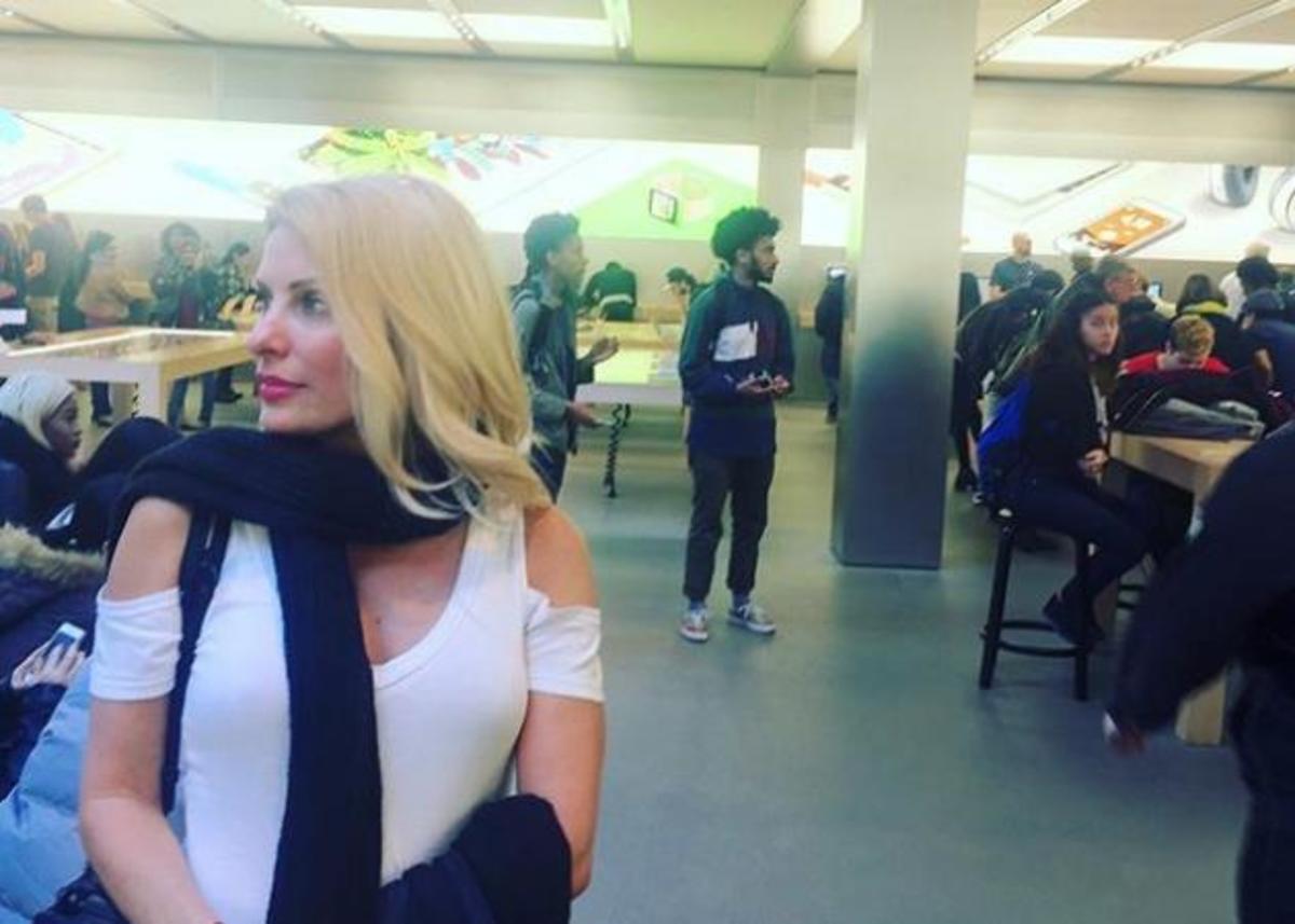 Ελένη Μενεγάκη: Τριήμερο στο εξωτερικό!