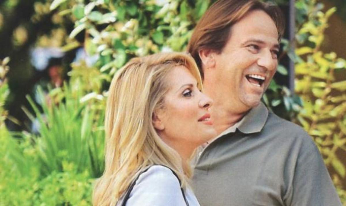 Ελένη Μενεγάκη: Στο σχολείο των παιδιών της με τον Ματέο!