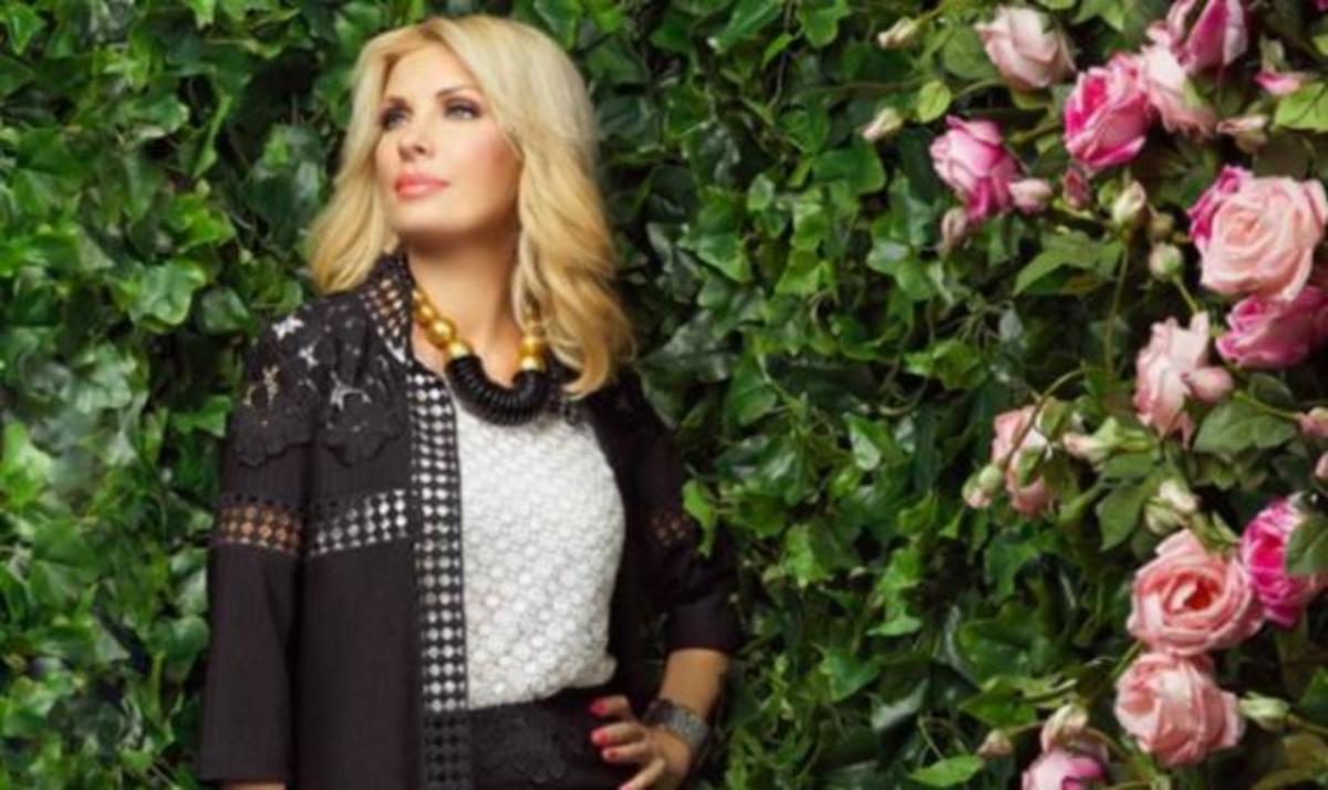 Ελένη Μενεγάκη: Αποκαλύφθηκε επιτέλους σε ποιον μοιάζει το μωρό της!