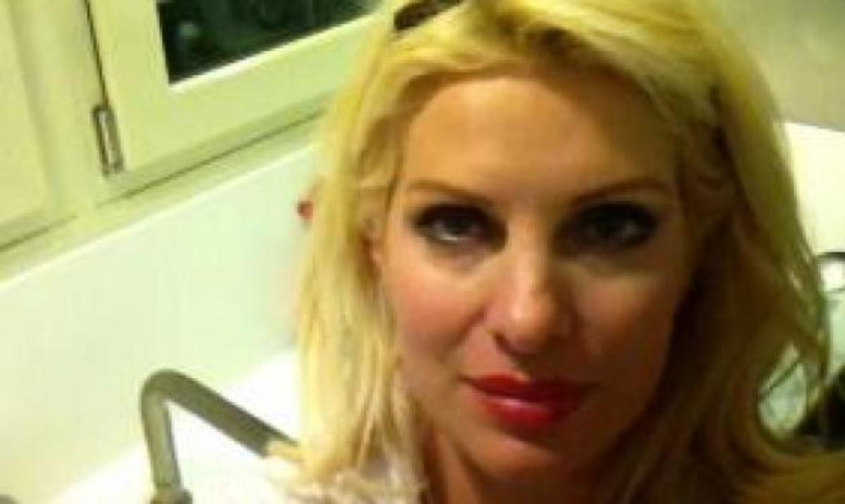 Τι έκανε την Ελένη να ανεβάσει αυτή τη φωτό στο twitter; Πώς πέρασε το βράδυ της;