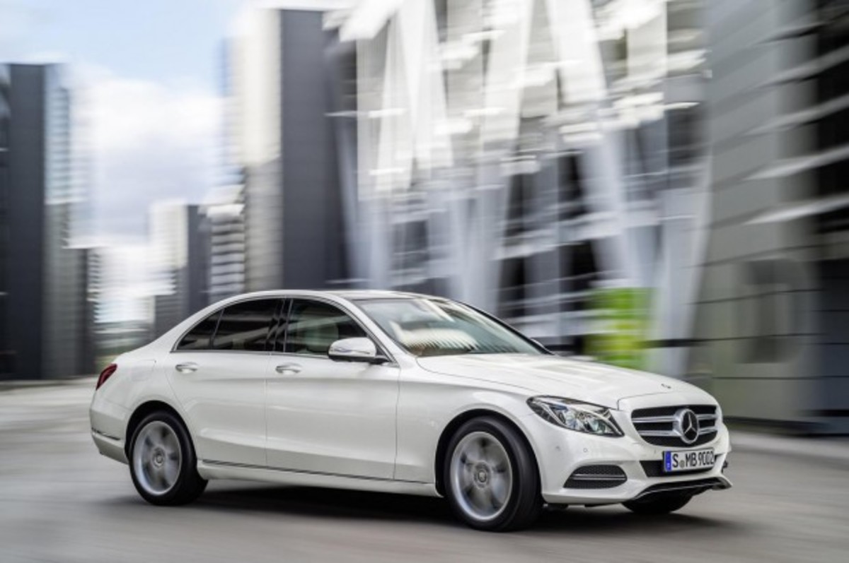 Με πόσους κινητήρες θα λανσαριστεί στην αγορά η νέα Mercedes-Benz C-Class;