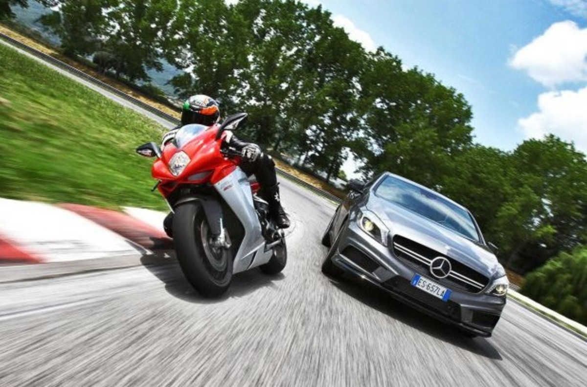 Θα επεκταθεί και στις μοτοσικλέτες η Mercedes-Benz;