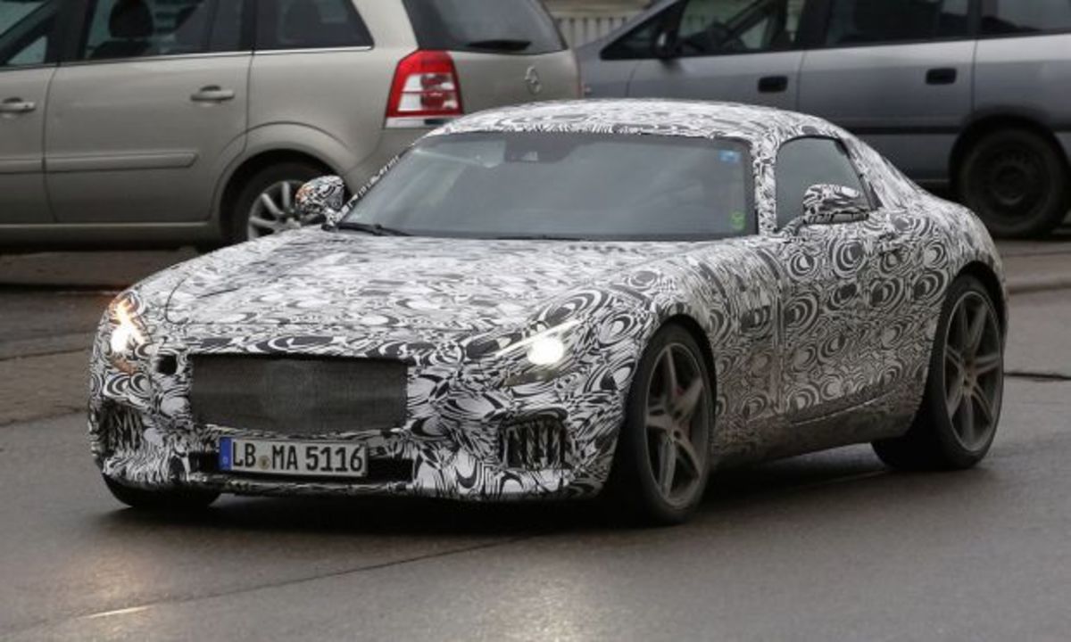 «Καυτές» επιδόσεις για τη νέα Mercedes-Benz AMG GT S