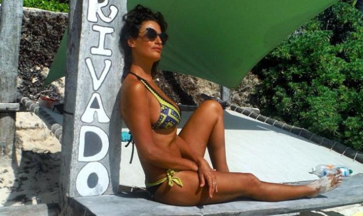 Δείτε τη Δωροθέα Μερκούρη με σέξι μαγιό στο Μεξικό!
