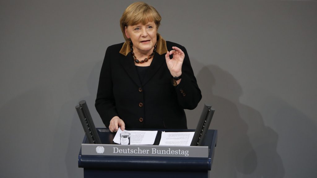 Παραμένει πρώτη η Μέρκελ στις δημοσκοπήσεις