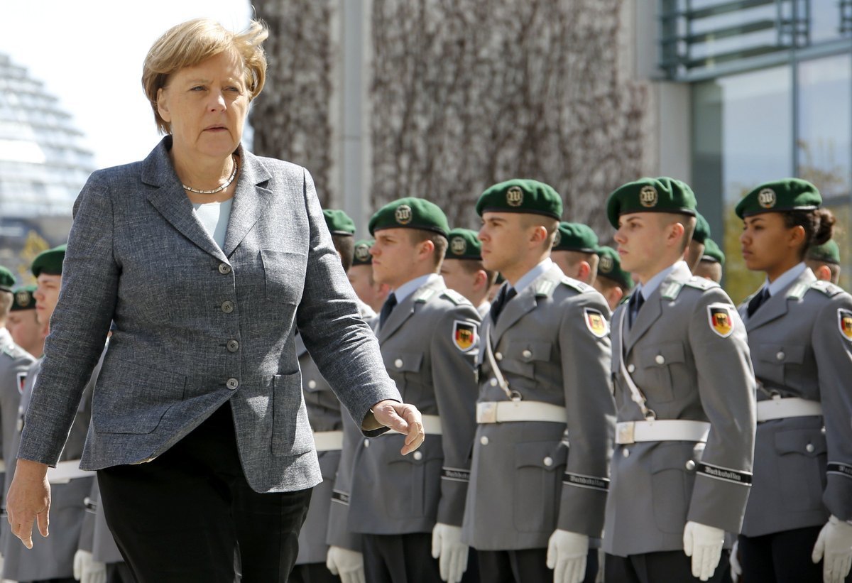 Η Μέρκελ ζητεί επέκταση των ελέγχων εντός Σένγκεν