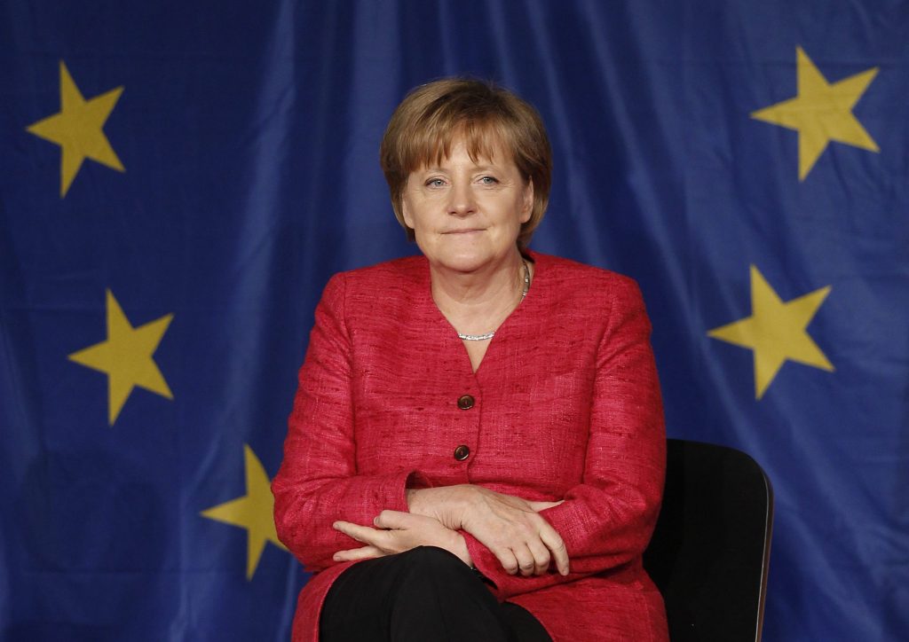 Μέρκελ: Η Γερμανία πρέπει  να βοηθήσει την Ελλάδα για το δικό της καλό