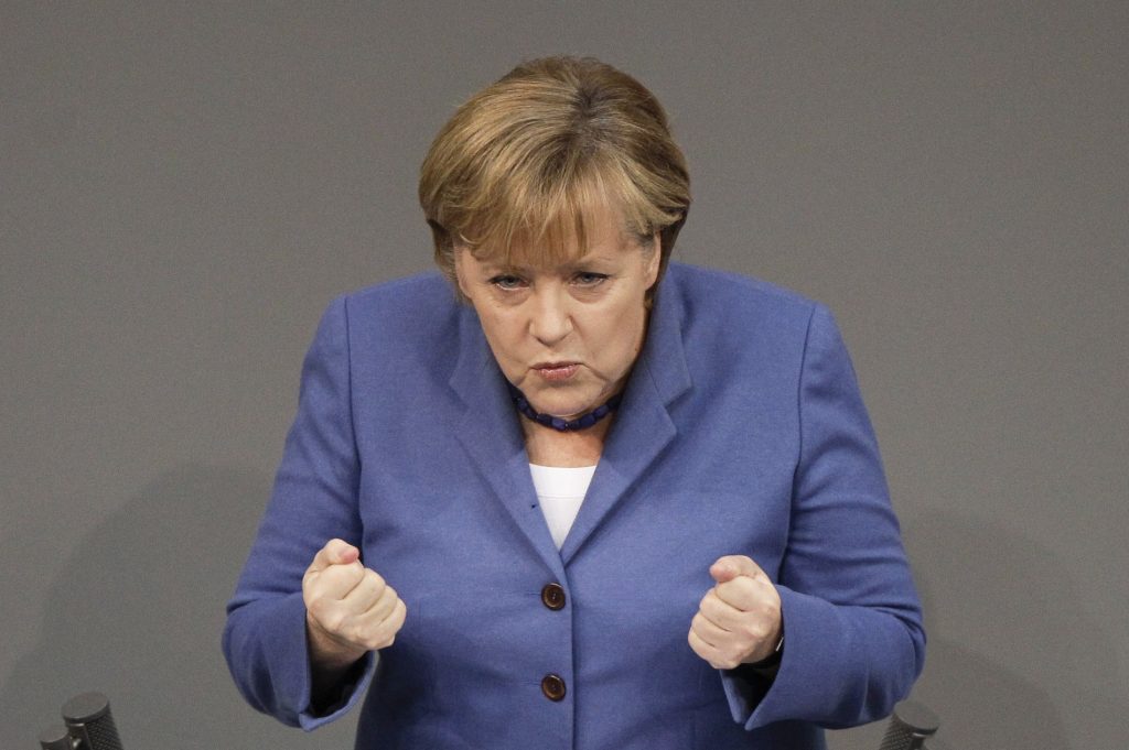 “Η Μέρκελ βλάπτει την Γερμανία και την Ευρωζώνη”