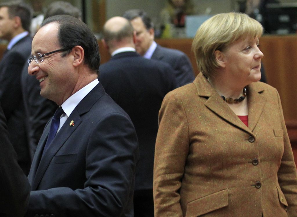 Συνάντηση Μέρκελ-Ολάντ πριν από τη Σύνοδο Κορυφής