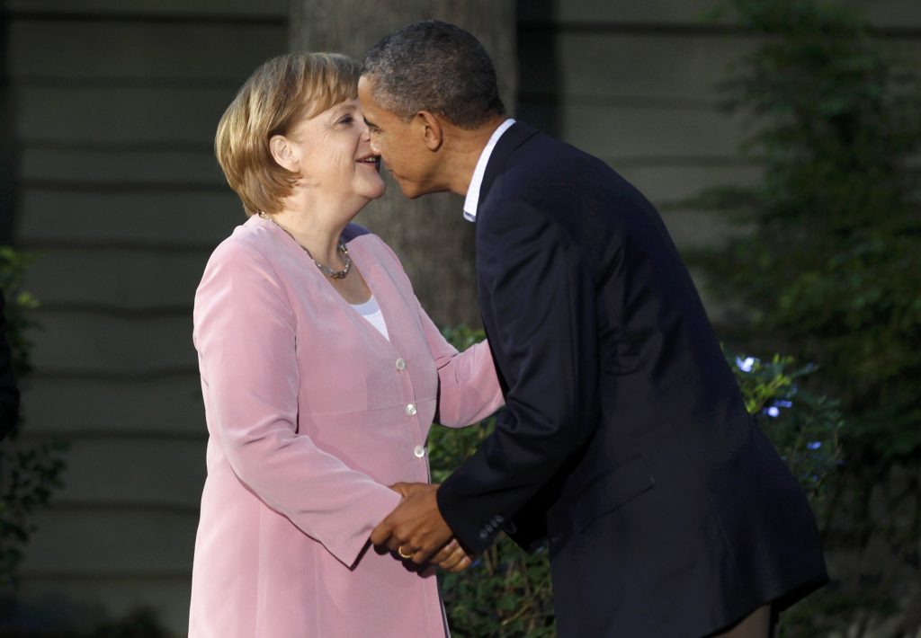 G8: Όλοι εναντίον Μέρκελ – “Άγκελα, άνοιξε το πορτοφόλι σου” λέει ο Ομπάμα