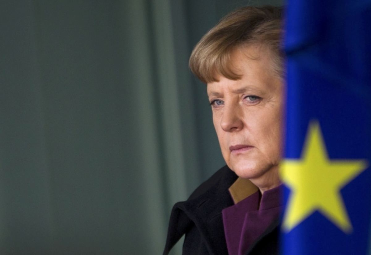 SPD: Η Μέρκελ οδήγησε την ευρωζώνη στο απόλυτο χάος