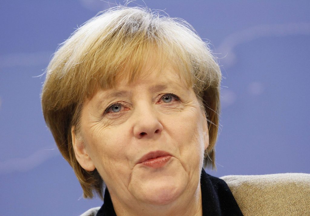 Οι Γερμανοί ανησυχούν για τις καταθέσεις τους αλλά εμπιστεύονται τη Μέρκελ